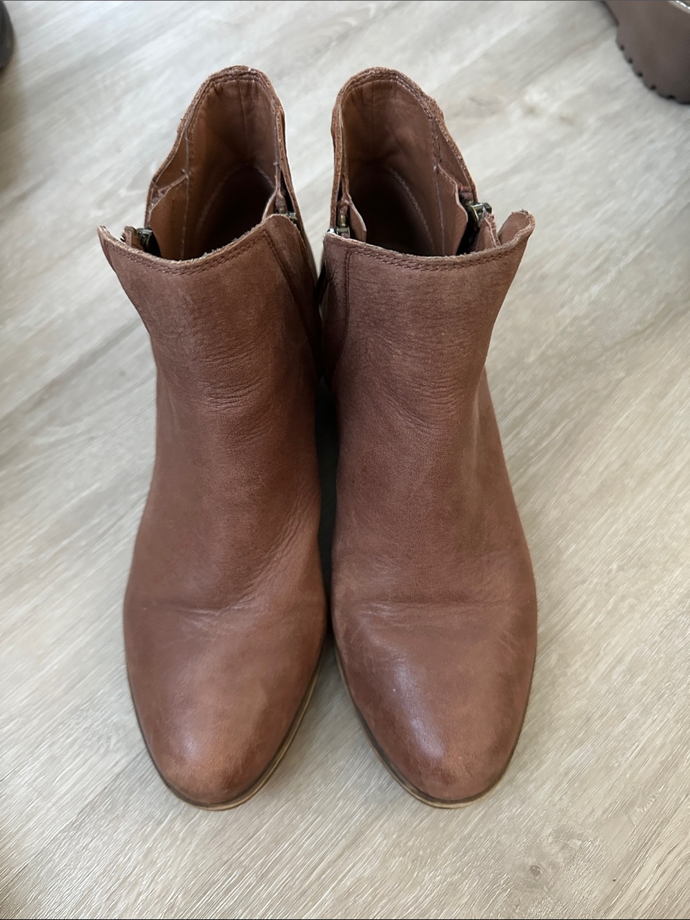 Lucky Brand Women's Tan Leather Ankle Booties